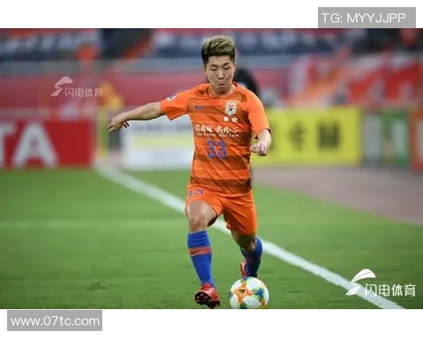 山东鲁能与恒大精彩对决回放全程回顾与分析